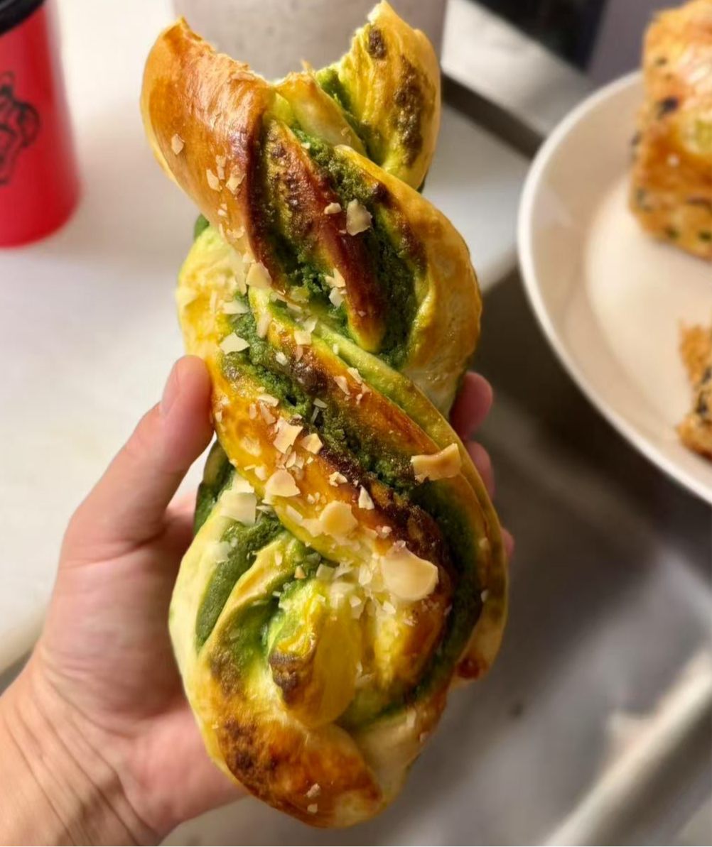 开心果奶酥面包