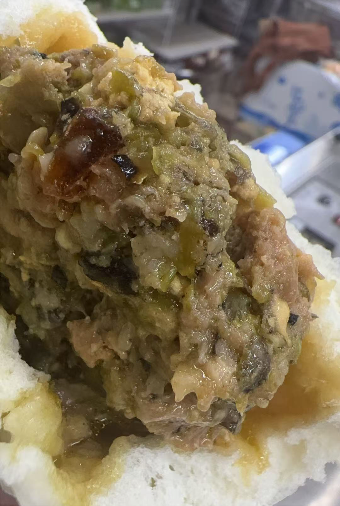 烧椒皮蛋鲜肉包2个